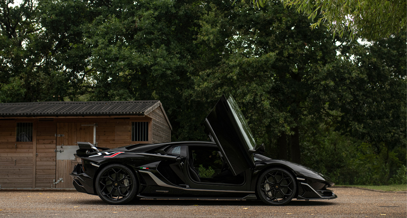 Side profile of a Lamborghini Aventador