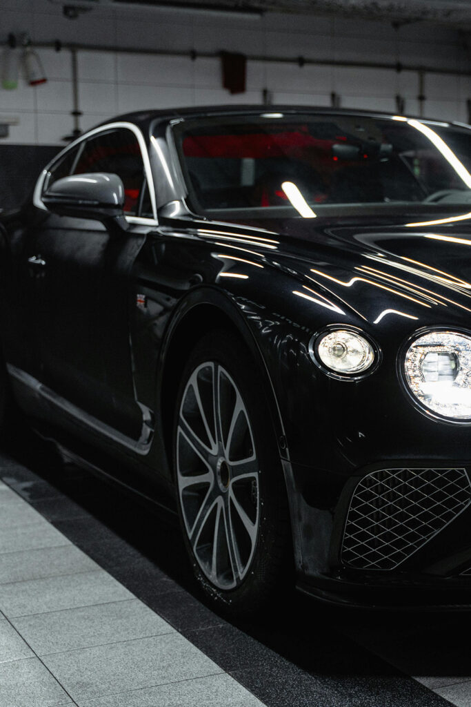 bentley-continental-1 Close up of a black Bentley Continental